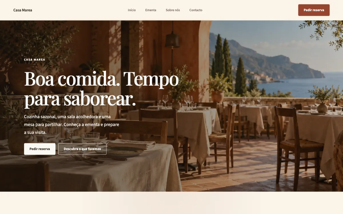 Modelo Harbor com o site de exemplo Casa Marea: página inicial de restaurante, navegação e chamada para reservar.